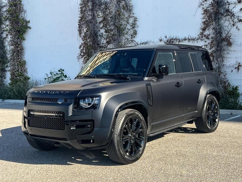 Photo LAND-ROVER Defender 110 4.4 P635 Octa Black