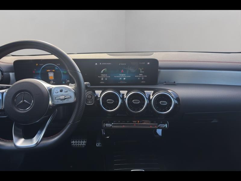 Image MERCEDES-BENZ CLA Shooting Brake 200 d 150ch AMG Line 8G-DCT 8cv