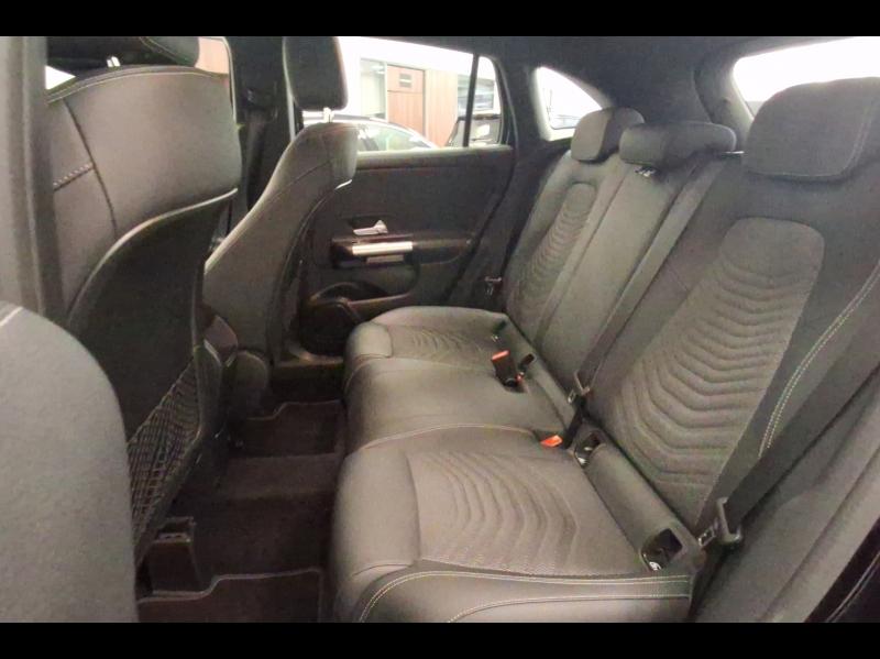 Image MERCEDES-BENZ GLA 180 d 116ch Progressive Line 8G-DCT