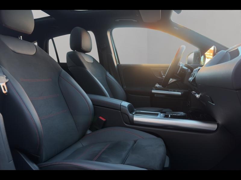 Image MERCEDES-BENZ GLA 200 d 150ch AMG Line 8G-DCT