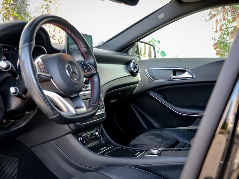 Image MERCEDES-BENZ GLA 250 211ch Fascination 4Matic 7G-DCT Euro6d-T