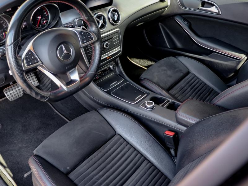 Image MERCEDES-BENZ GLA 250 211ch Fascination 4Matic 7G-DCT Euro6d-T