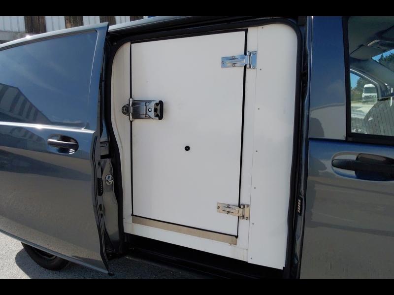 Image MERCEDES-BENZ Vito Fg 114 CDI Extra-Long Select Propulsion 9G-Tronic frigorifique FRAX