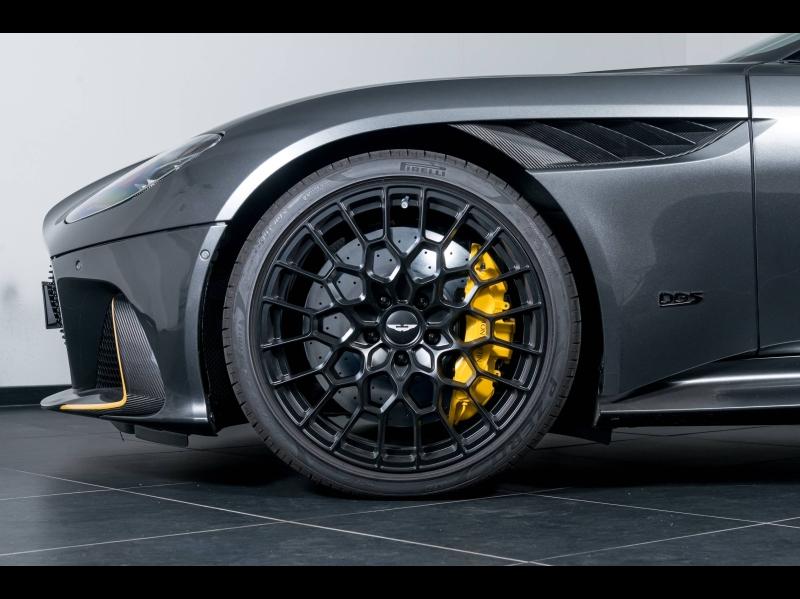 Image ASTON MARTIN DBS Volante V12 5.2 770ch BVA8 DBS ULTIMATE VOLANTE