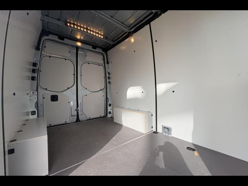 Image MERCEDES-BENZ Sprinter Fg 317 CDI 37 3T5 Pro Propulsion Léger 9G-Tronic