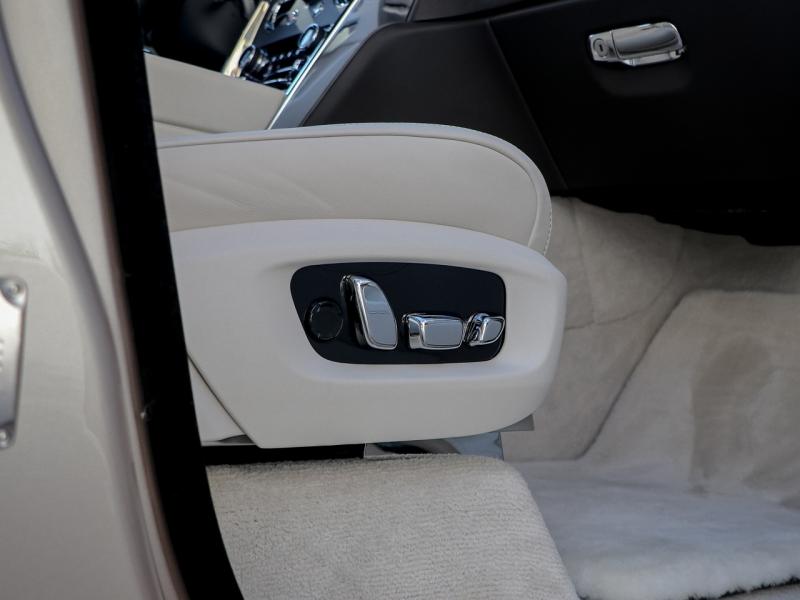 Image ROLLS-ROYCE Cullinan V12 6.75 Bi-Turbo 571ch