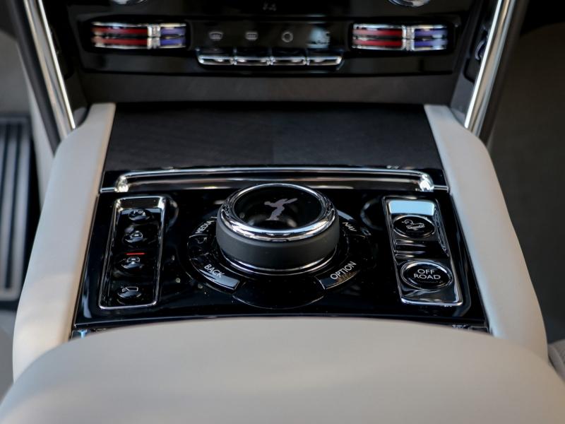 Image ROLLS-ROYCE Cullinan V12 6.75 Bi-Turbo 571ch