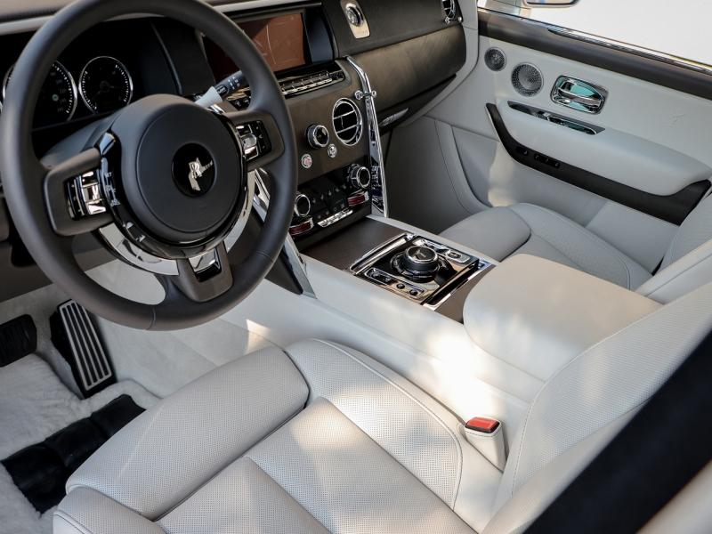 Image ROLLS-ROYCE Cullinan V12 6.75 Bi-Turbo 571ch