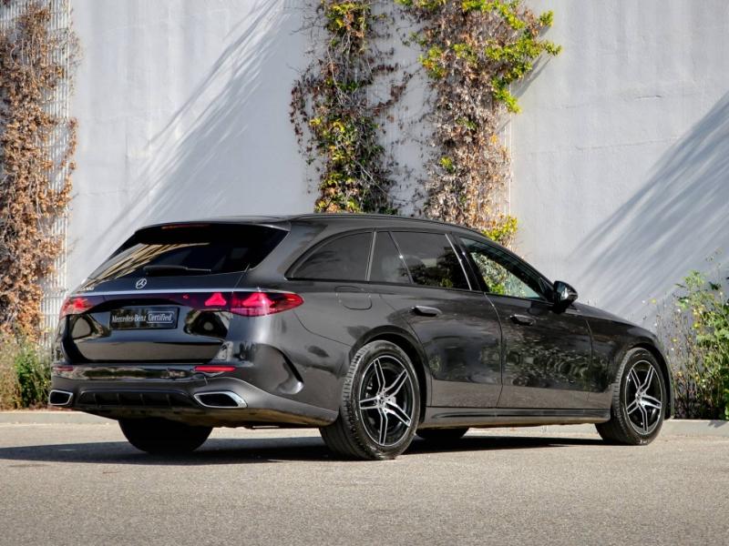 Image MERCEDES-BENZ Classe E Break 220 d 197+23ch AMG Line 9G-Tronic