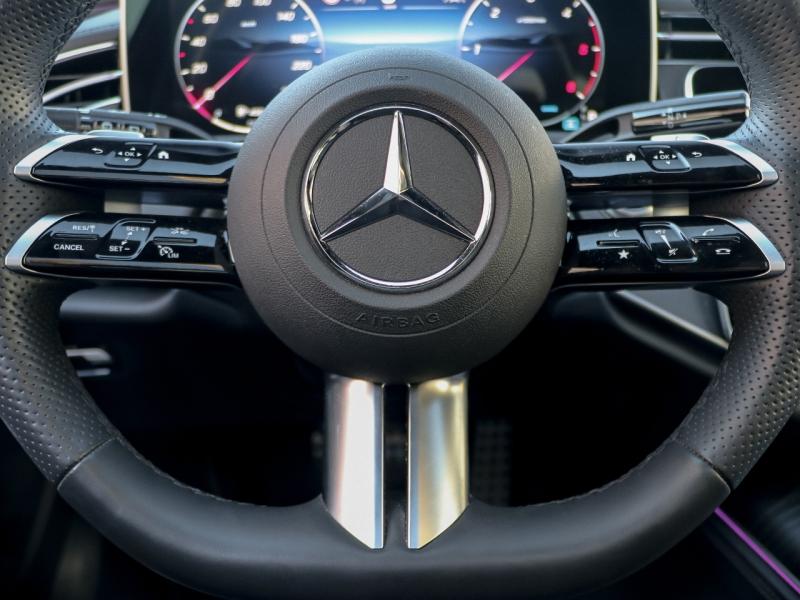 Image MERCEDES-BENZ Classe E Break 220 d 197+23ch AMG Line 9G-Tronic