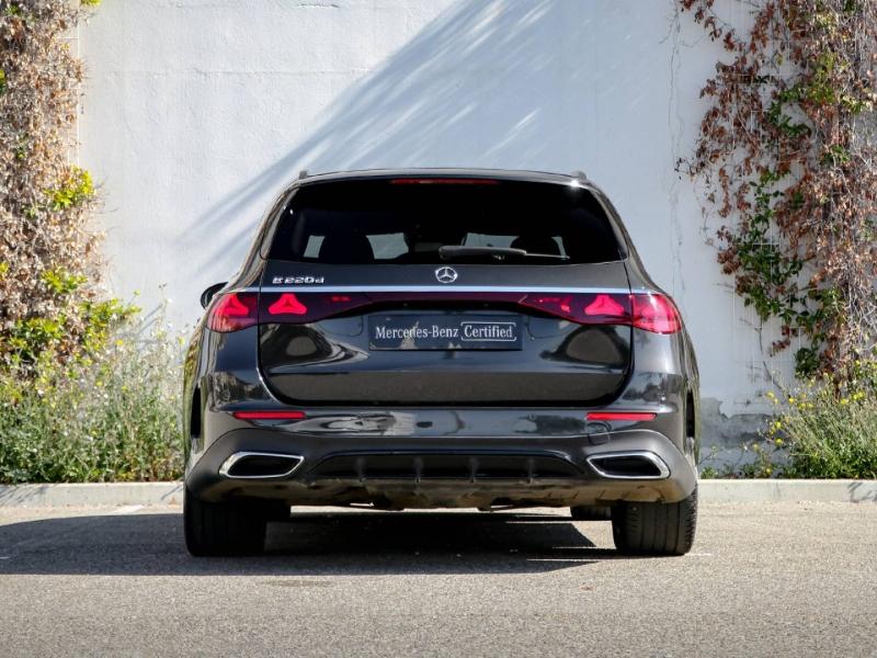 Image MERCEDES-BENZ Classe E Break 220 d 197+23ch AMG Line 9G-Tronic