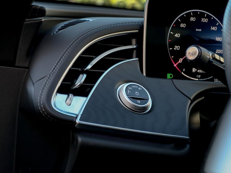 Image MERCEDES-BENZ Classe E Break 220 d 197+23ch AMG Line 9G-Tronic