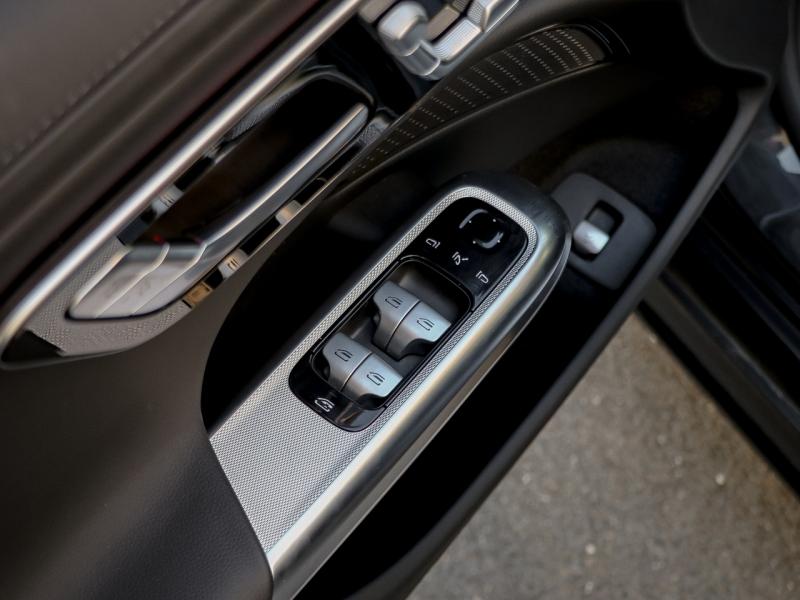 Image MERCEDES-BENZ Classe E Break 220 d 197+23ch AMG Line 9G-Tronic