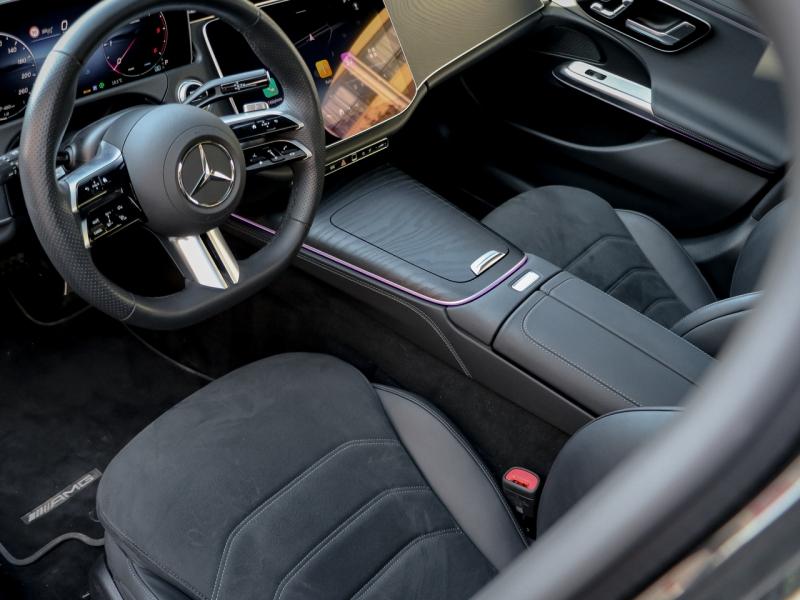 Image MERCEDES-BENZ Classe E Break 220 d 197+23ch AMG Line 9G-Tronic