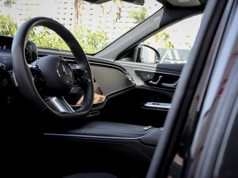 Image MERCEDES-BENZ Classe E Break 220 d 197+23ch AMG Line 9G-Tronic