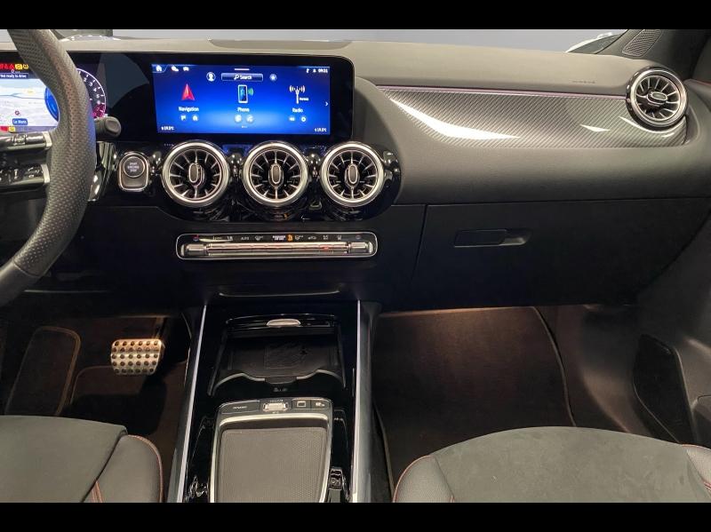 Image MERCEDES-BENZ GLA 250 e Hybrid EQ 218ch AMG Line 8G-DCT