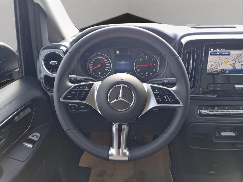 Image MERCEDES-BENZ Vito Tourer 116 CDI Long Select 9G-Tronic 9 places