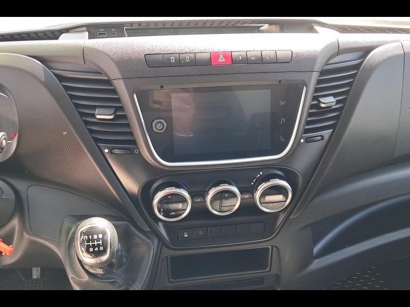 Image IVECO Daily CCb 35S16H empattement 4100 3.0