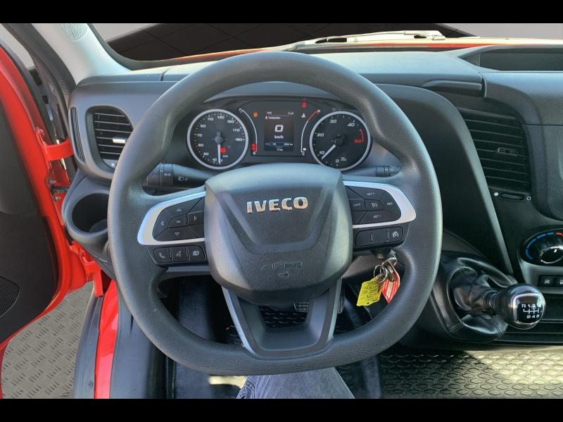 Image IVECO Daily CCb 35C14 Empattement 3450 Tor