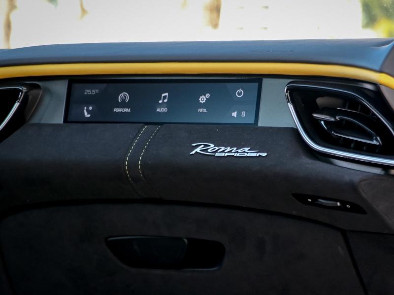 Image FERRARI ROMA SPIDER V8 Biturbo 3.9
