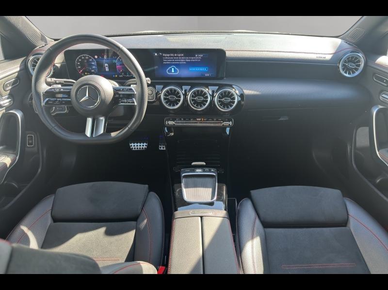 Image MERCEDES-BENZ CLA Shooting Brake 200 d 150ch AMG Line 8G-DCT