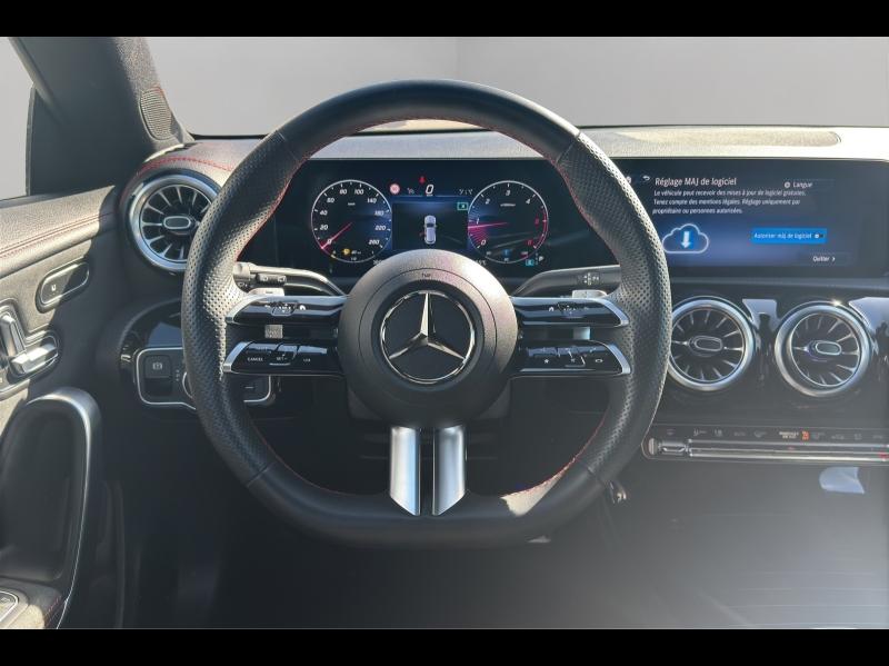 Image MERCEDES-BENZ CLA Shooting Brake 200 d 150ch AMG Line 8G-DCT