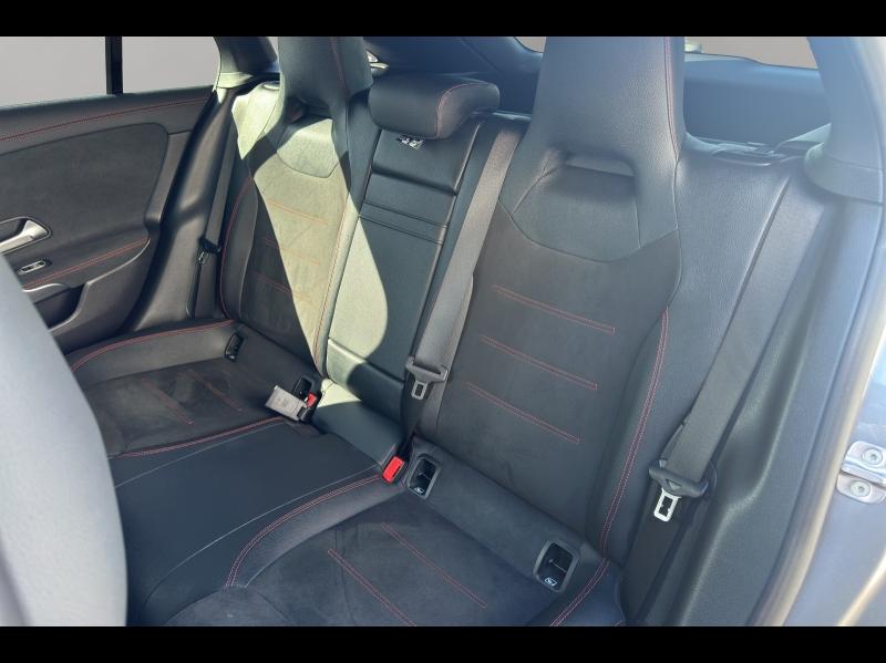 Image MERCEDES-BENZ CLA Shooting Brake 200 d 150ch AMG Line 8G-DCT