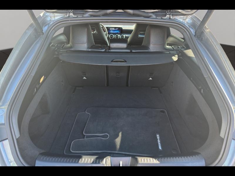 Image MERCEDES-BENZ CLA Shooting Brake 200 d 150ch AMG Line 8G-DCT