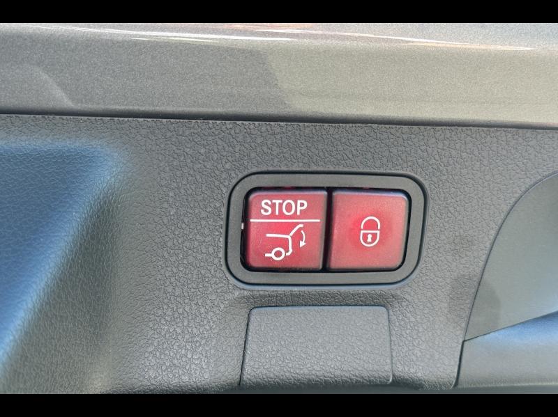 Image MERCEDES-BENZ CLA Shooting Brake 200 d 150ch AMG Line 8G-DCT