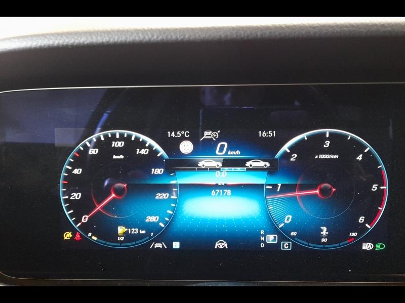 Image MERCEDES-BENZ Classe E 220 d 194ch AMG Line 9G-Tronic