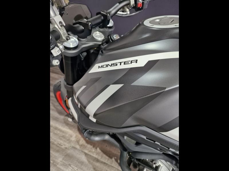 Image DUCATI Monster PLUS GREY 2021 EU