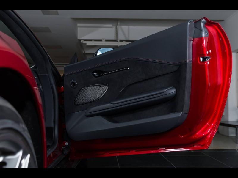 Image ASTON MARTIN V8 Vantage 4.0 665cv BVA