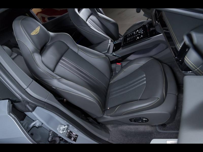 Image ASTON MARTIN DBX 4.0 V8 biturbo 707ch BVA9 MY25