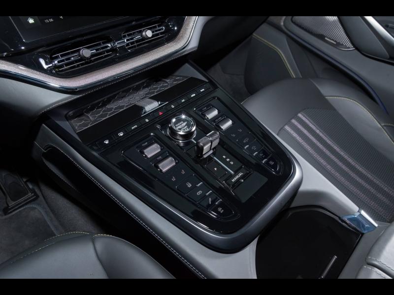 Image ASTON MARTIN DBX 4.0 V8 biturbo 707ch BVA9 MY25