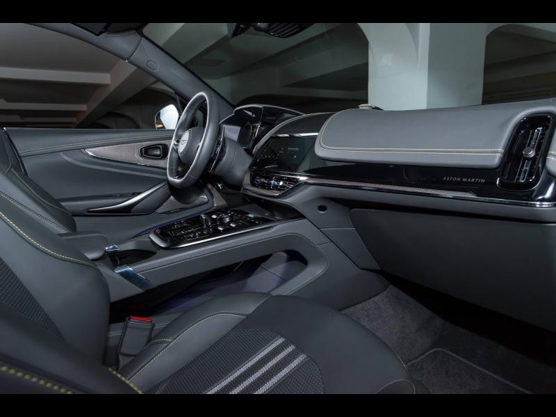 Image ASTON MARTIN DBX 4.0 V8 biturbo 707ch BVA9 MY25