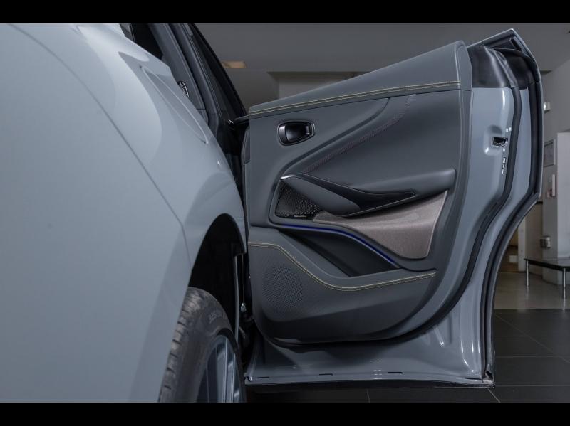 Image ASTON MARTIN DBX 4.0 V8 biturbo 707ch BVA9 MY25