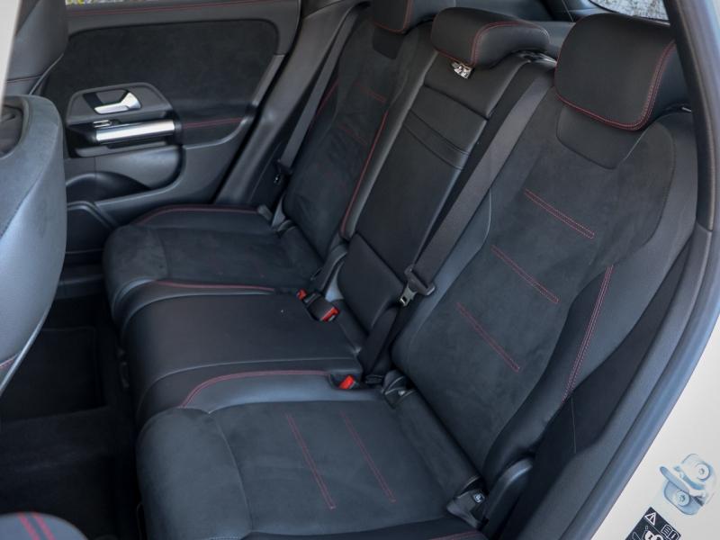 Image MERCEDES-BENZ GLA 220 d 190ch 4Matic AMG Line 8G-DCT