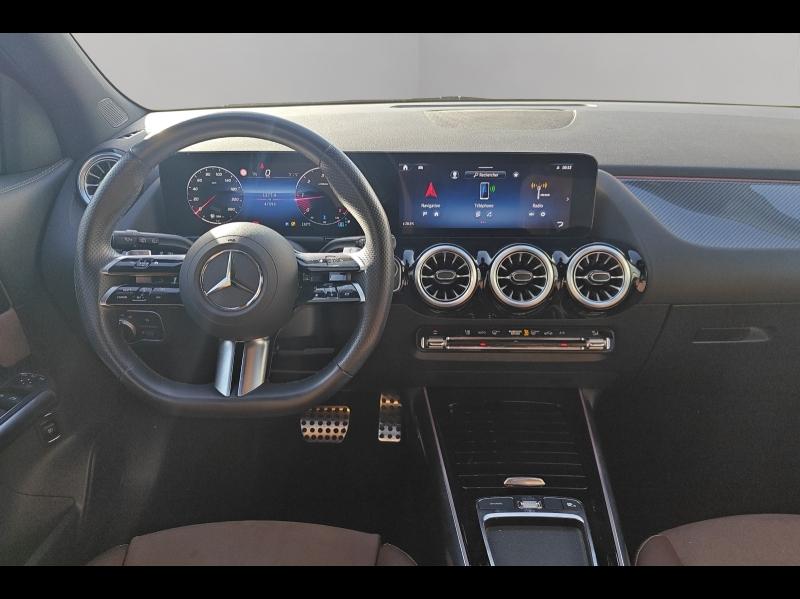 Image MERCEDES-BENZ GLA 200 d 150ch AMG Line 8G-DCT