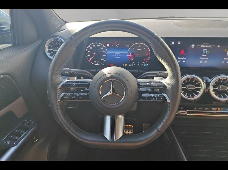 Image MERCEDES-BENZ GLA 200 d 150ch AMG Line 8G-DCT