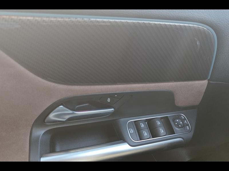 Image MERCEDES-BENZ GLA 200 d 150ch AMG Line 8G-DCT