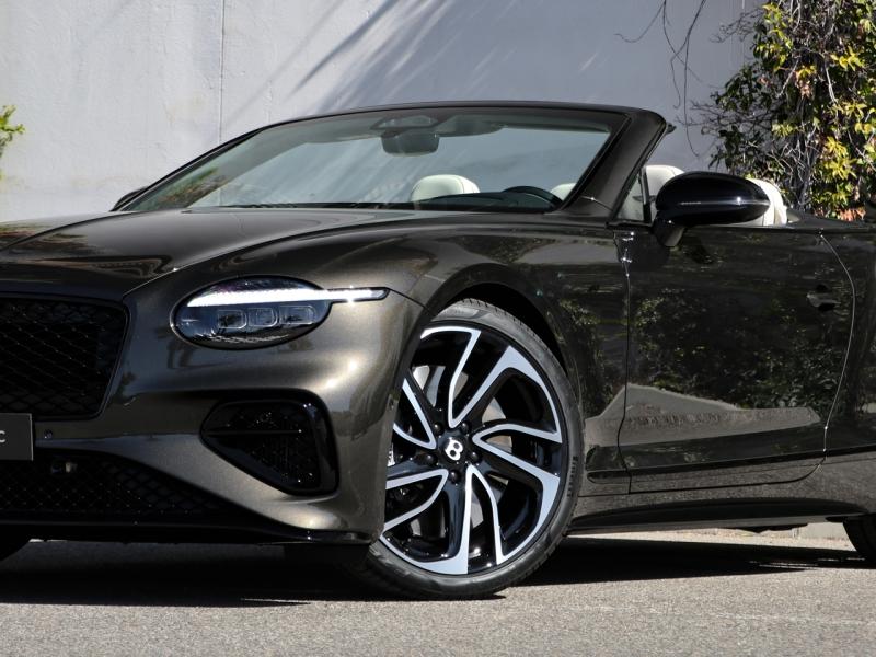 Image BENTLEY CONTINENTAL GTC S V8 Hybrid 4.0 680ch