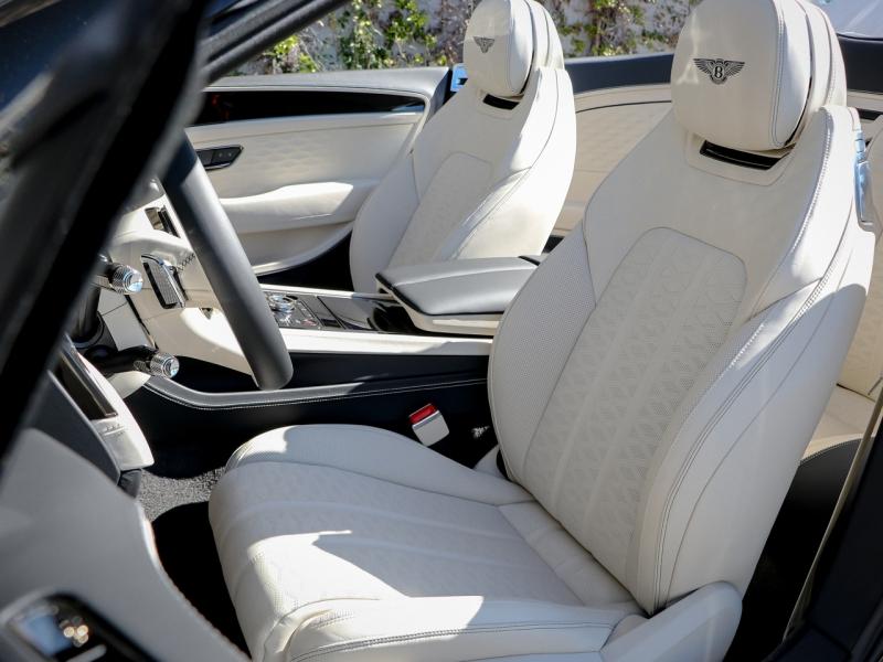Image BENTLEY CONTINENTAL GTC S V8 Hybrid 4.0 680ch