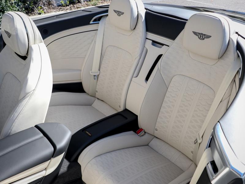 Image BENTLEY CONTINENTAL GTC S V8 Hybrid 4.0 680ch