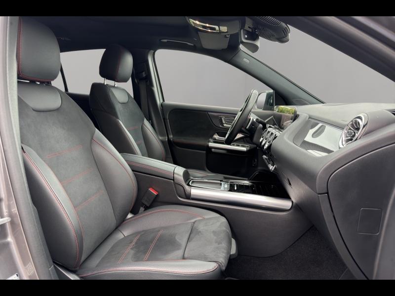 Image MERCEDES-BENZ GLA 200 d 150ch AMG Line 8G-DCT