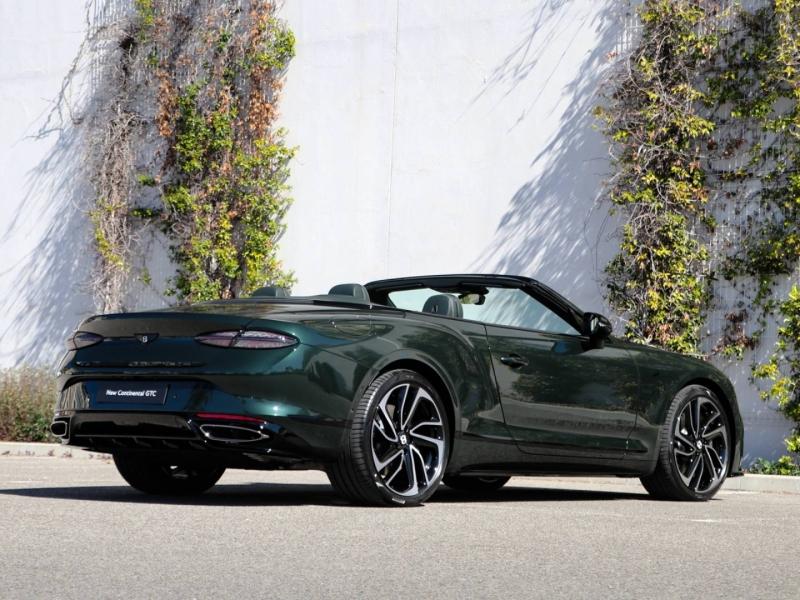 Image BENTLEY CONTINENTAL GTC S V8 Hybrid 4.0 680ch