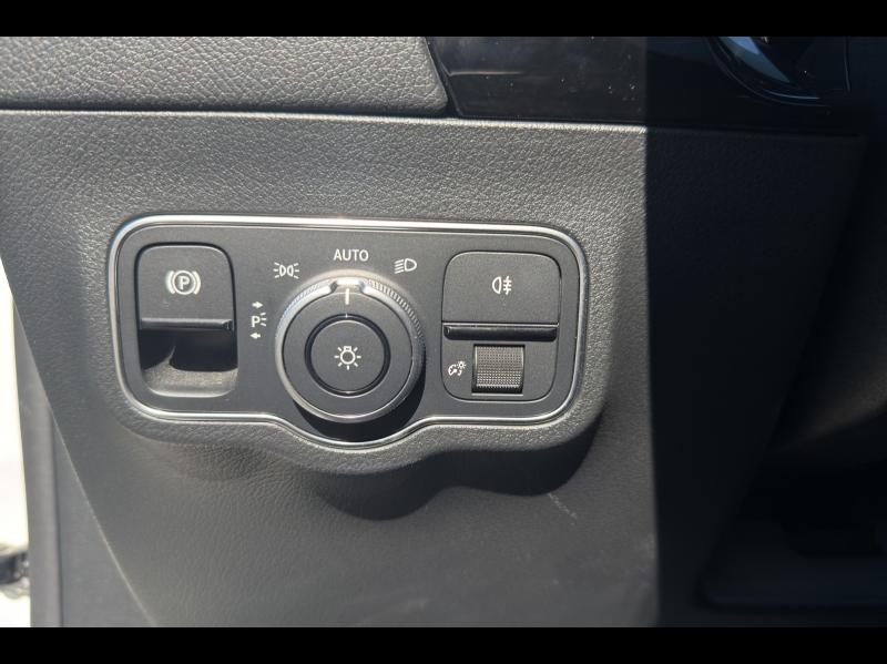 Image MERCEDES-BENZ GLA 200 d 150ch AMG Line 8G-DCT