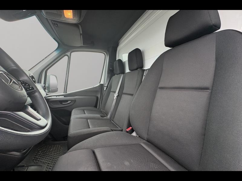 Image MERCEDES-BENZ Sprinter CCb 515 CDI 43 3T5 Propulsion 20m3 avec hayon