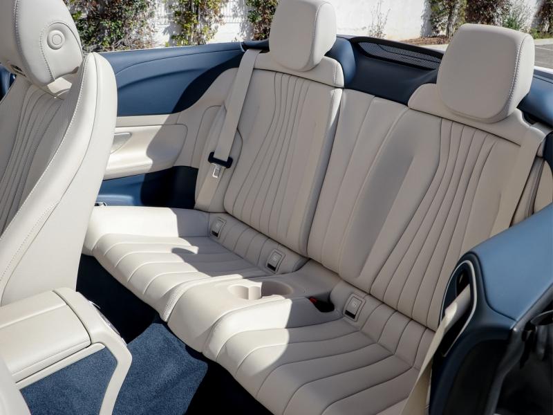 Image MERCEDES-BENZ Classe E Cabriolet 300 258ch AMG Line 9G-Tronic