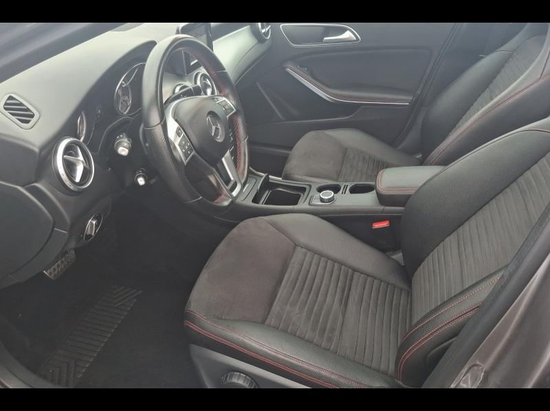 Image MERCEDES-BENZ GLA 200 CDI Fascination 4Matic 7G-DCT