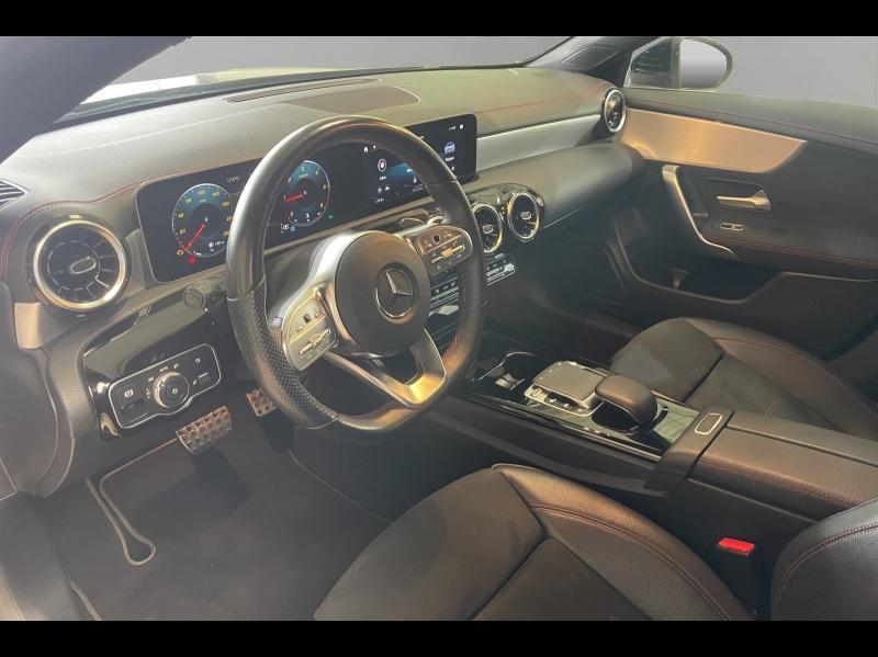 Image MERCEDES-BENZ CLA Shooting Brake 180 d 116ch AMG Line 7G-DCT